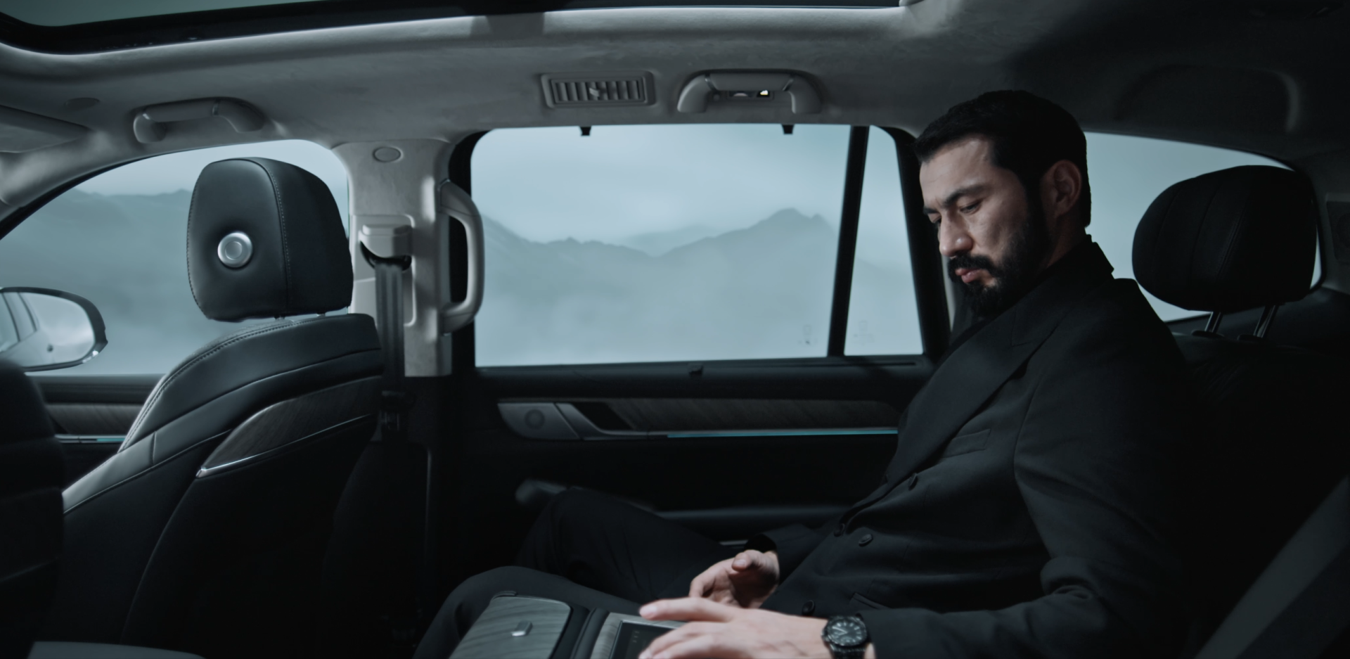 Желдету және массаж функциялары бар орындықтар